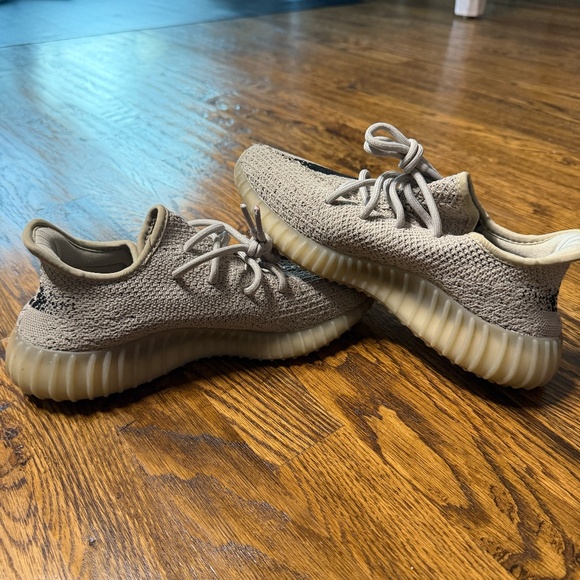 Yeezy Boost 350 - Picture 4 of 6